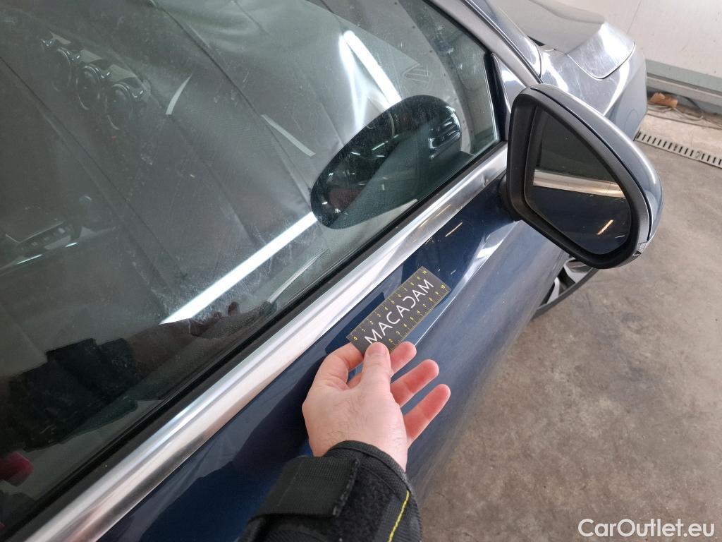  Mercedes  A-Klasse MERCEDES-BENZ Classe A Compact / 2018 / 5P / Berline A 250 e Business Line 8G-DCT #26