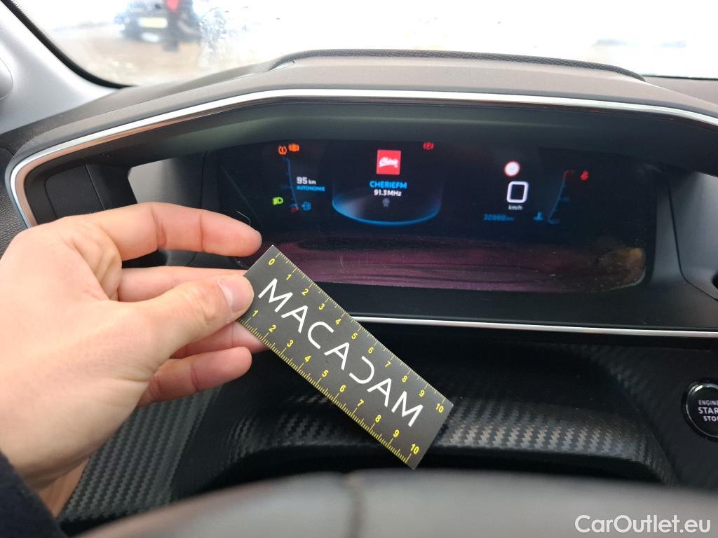  Peugeot  208  Allure Business 1.2 PureTech 100CV BVM6 E6d #33