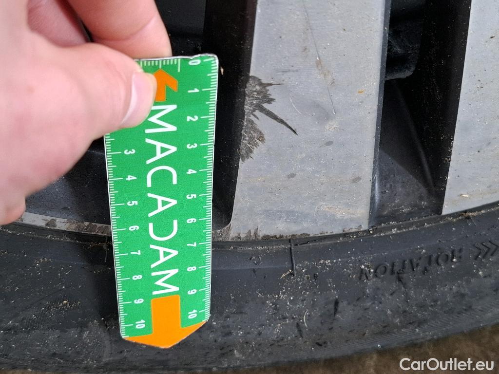  Peugeot  5008  Allure 1.2 PureTech 130CV BVA8 7 Sieges E6d #22