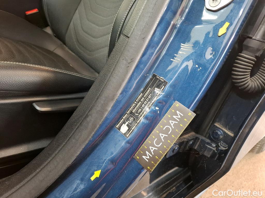  Mercedes  A-Klasse MERCEDES-BENZ Classe A Compact / 2018 / 5P / Berline A 250 e Business Line 8G-DCT #21