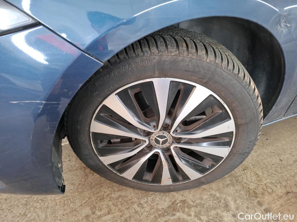  Mercedes  A-Klasse MERCEDES-BENZ Classe A Compact / 2018 / 5P / Berline A 250 e Business Line 8G-DCT #35