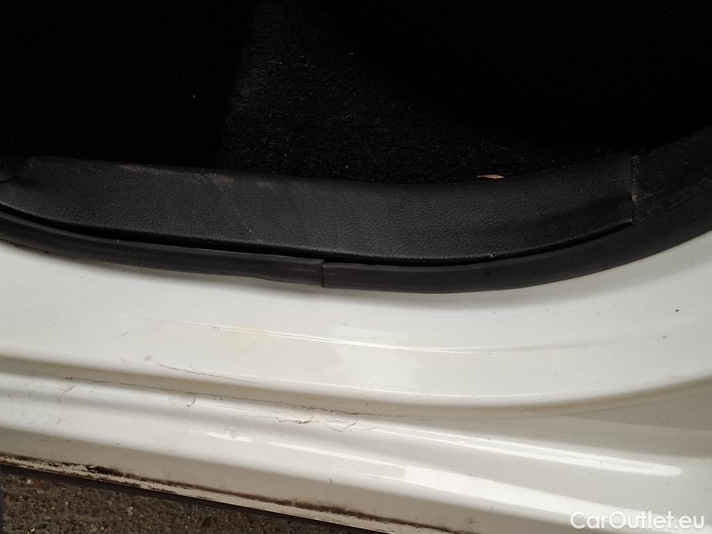  Nissan  Qashqai NISSAN  5p Crossover 1.6 DCI 130 Xtronic Drive Edition #45