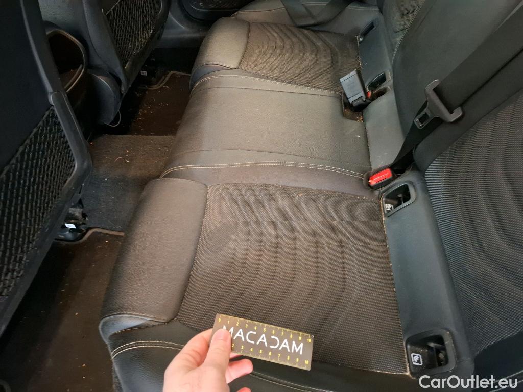  Mercedes  A-Klasse MERCEDES-BENZ Classe A Compact / 2018 / 5P / Berline A 250 e Business Line 8G-DCT #58