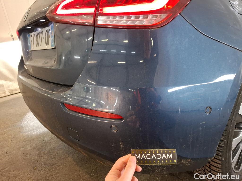  Mercedes  A-Klasse MERCEDES-BENZ Classe A Compact / 2018 / 5P / Berline A 250 e Business Line 8G-DCT #24