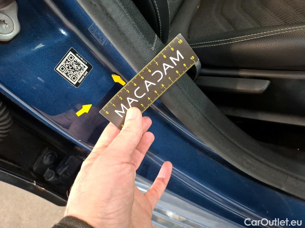  Mercedes  A-Klasse MERCEDES-BENZ Classe A Compact / 2018 / 5P / Berline A 250 e Business Line 8G-DCT #48