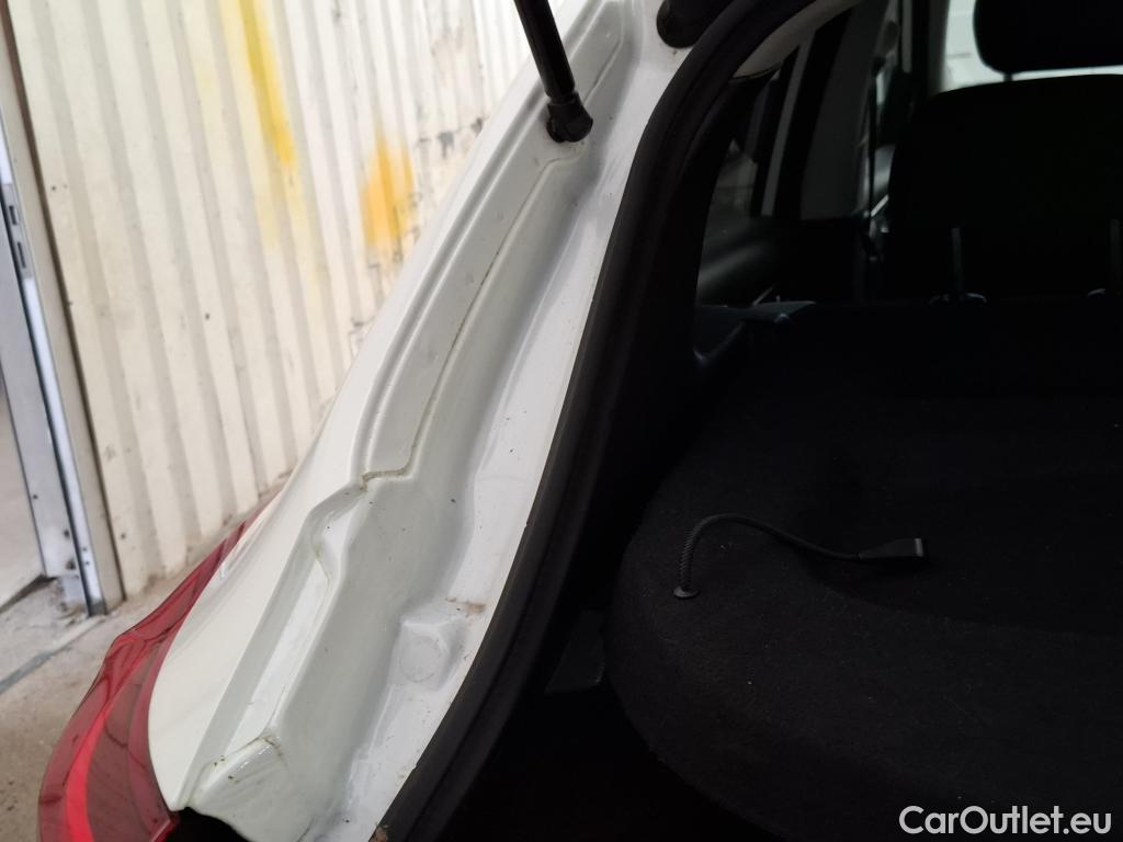  Nissan  Qashqai NISSAN  5p Crossover 1.6 DCI 130 Xtronic Drive Edition #54