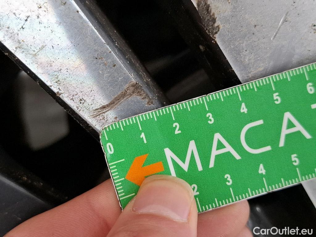  Peugeot  5008  Allure 1.2 PureTech 130CV BVA8 7 Sieges E6d #18