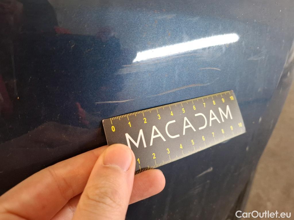  Mercedes  A-Klasse MERCEDES-BENZ Classe A Compact / 2018 / 5P / Berline A 250 e Business Line 8G-DCT #25