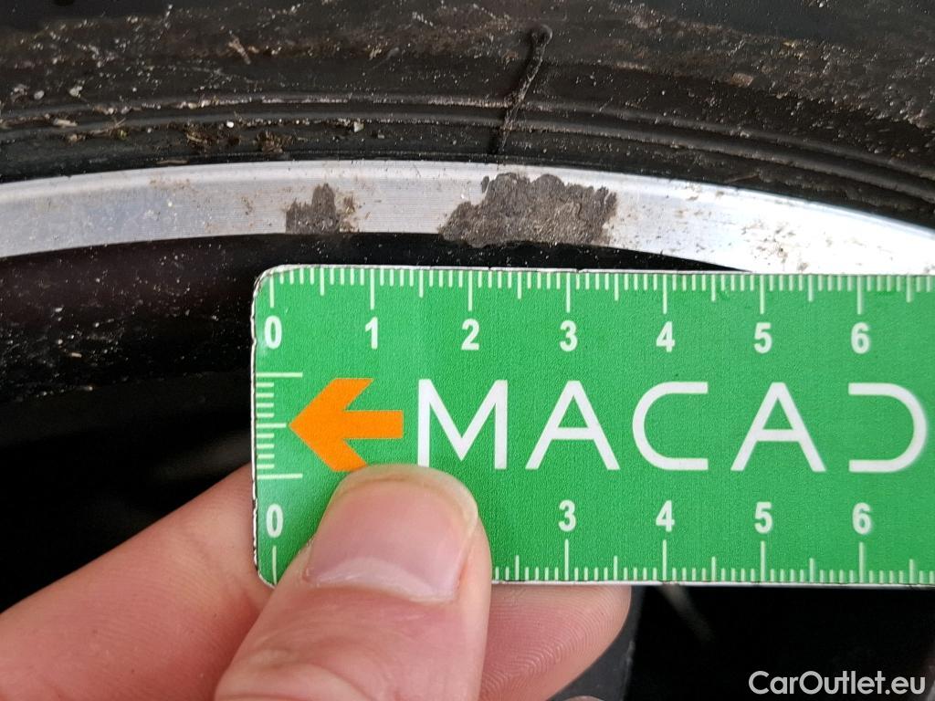  Peugeot  5008  Allure 1.2 PureTech 130CV BVA8 7 Sieges E6d #16