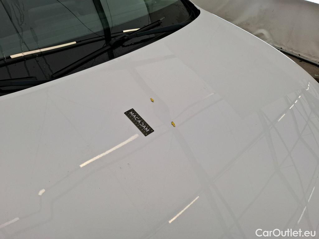  Hyundai  i30  cw Business 1.6 CRDi 115CV BVA7 E6dT #10