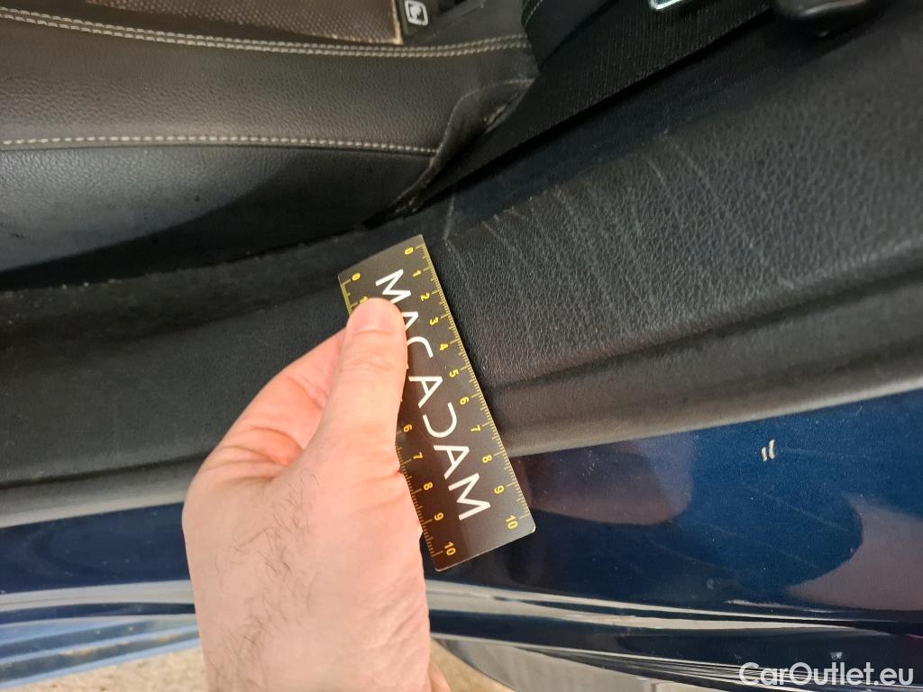  Mercedes  A-Klasse MERCEDES-BENZ Classe A Compact / 2018 / 5P / Berline A 250 e Business Line 8G-DCT #43