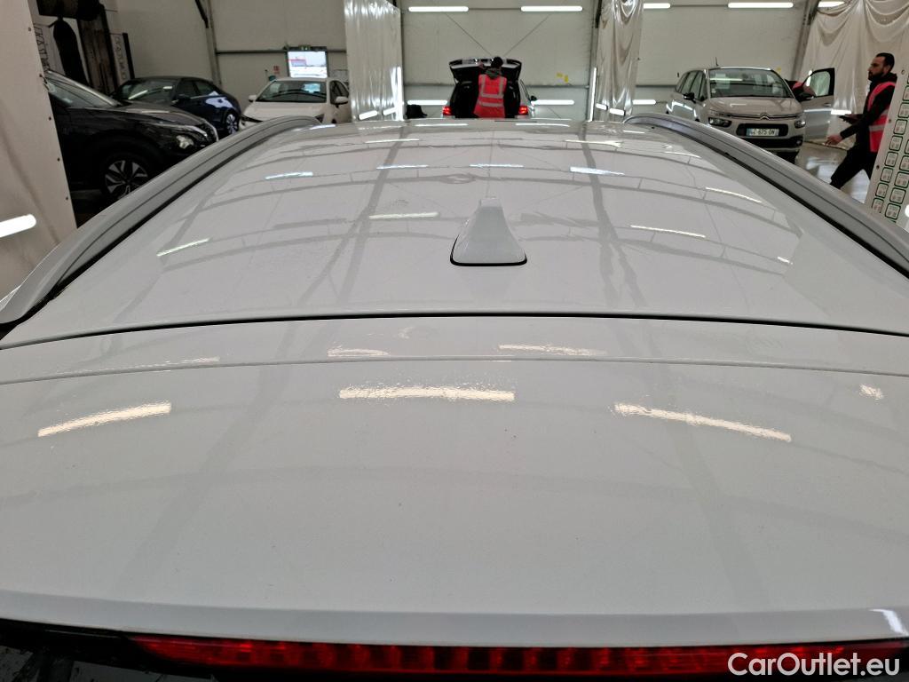  Hyundai  i30  cw Business 1.6 CRDi 115CV BVA7 E6dT #1