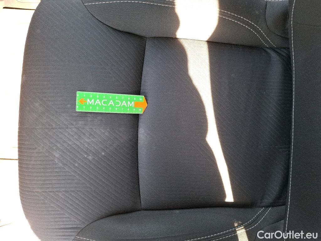  Renault  Trafic  Fourgon L2H1 3T Grand Confort 2.0 dCi 130CV BVM6 E6d #14