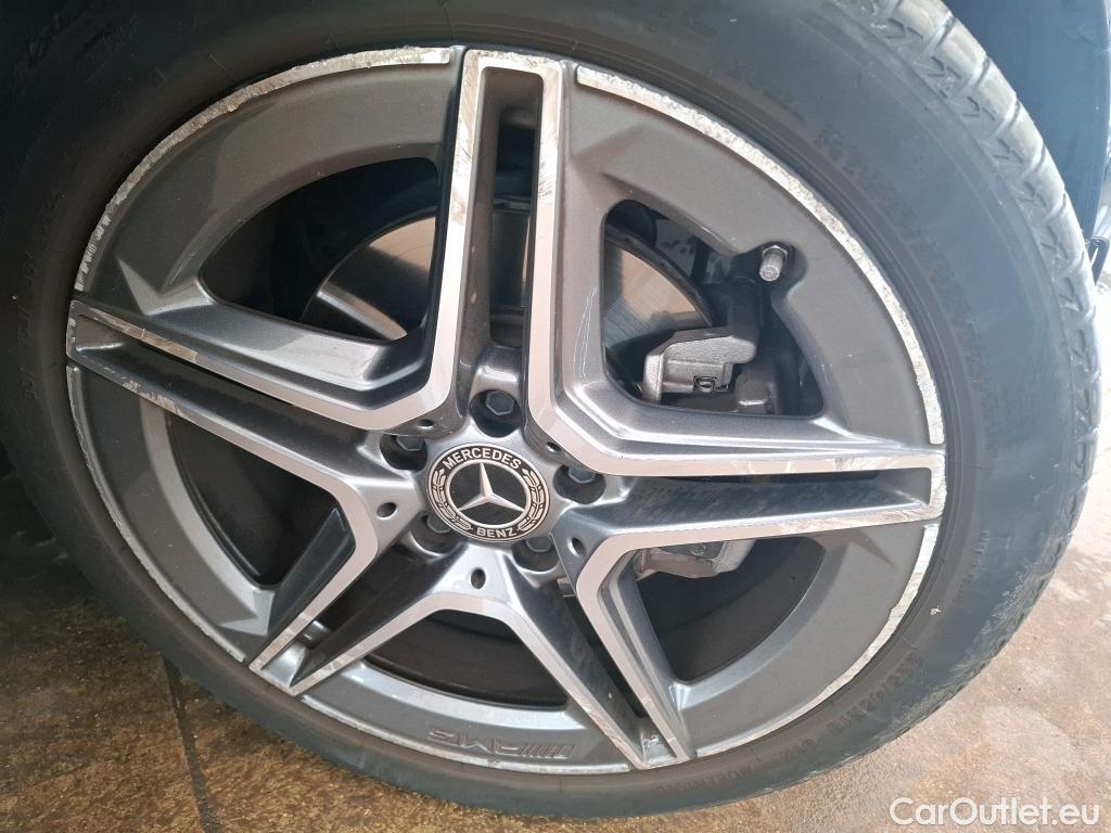  Mercedes  B-Klasse MERCEDES-BENZ Classe B / 2019 / 5P / monospace B 200 AMG Line Edition BA7 #2