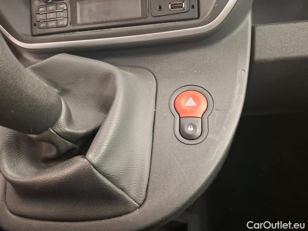  Renault  Kangoo  Zen 1.5 dCi 90CV BVM5 E6 #18