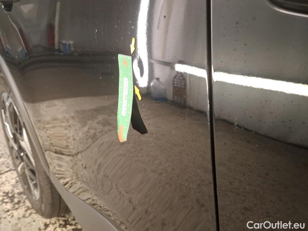  Citroen  C4 CITROEN  X / 2022 / 4P / Berline PureTech 130 S&S EAT8 Shine #3