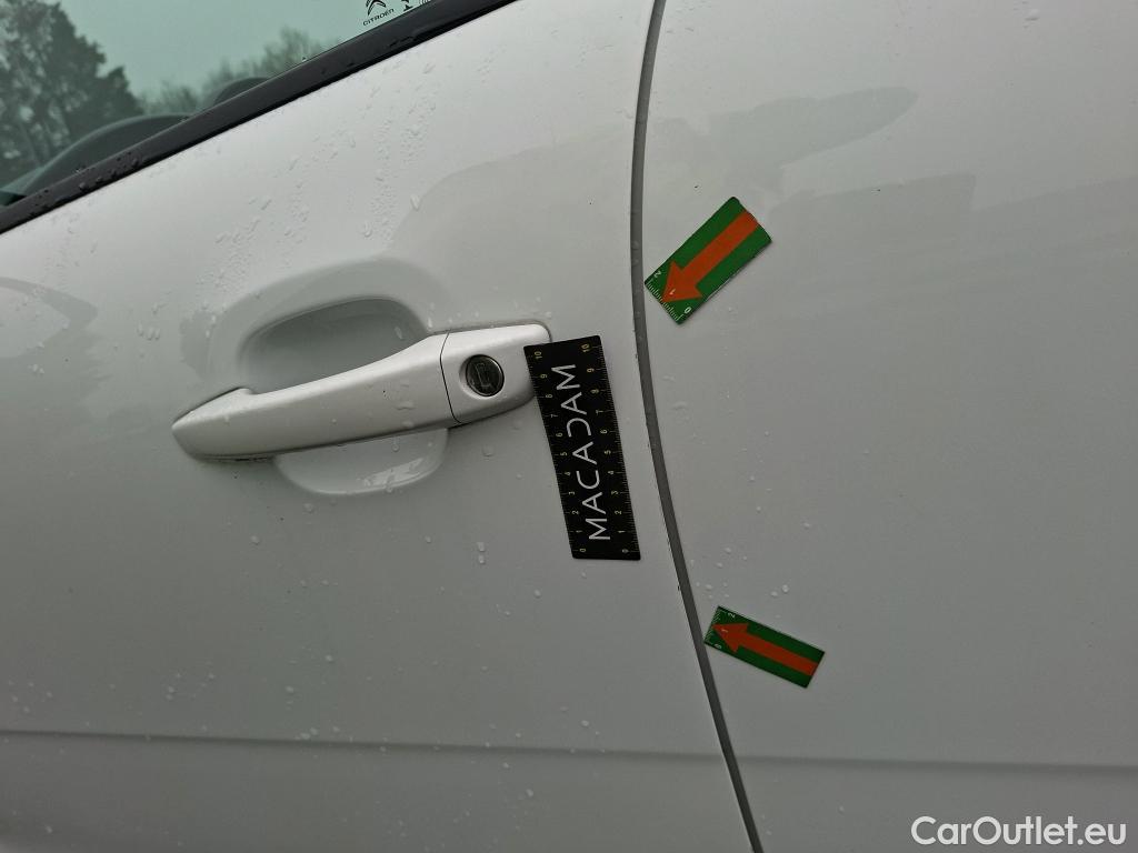  Citroen  C3 CITROEN  5p Berline PureTech 82 BVM Feel Business #3