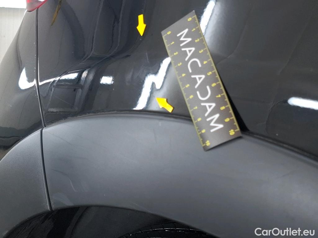  Citroen  C3  Société Feel Nav 1.2 PureTech 80CV BVM5 E6 #7