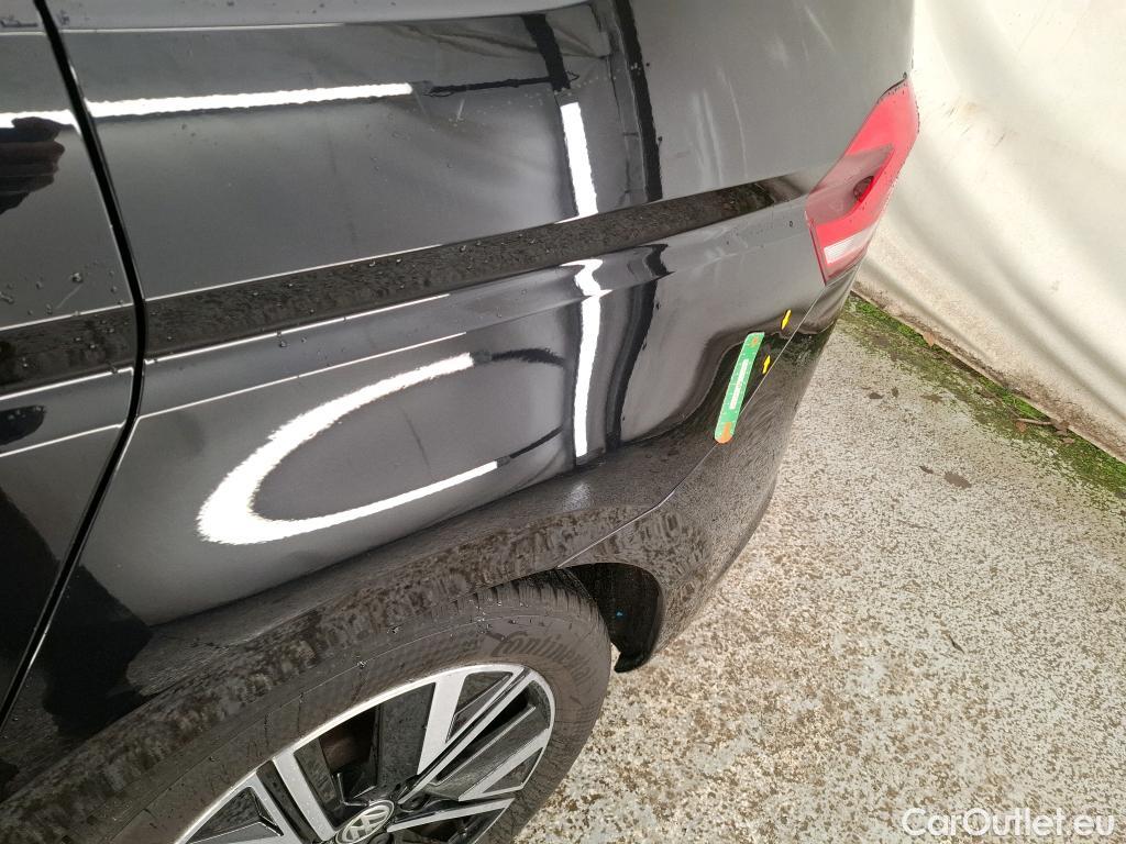  Volkswagen  Touran VOLKSWAGEN  / 2015 / 5P / monospace 2.0 TDI 150 Carat #27