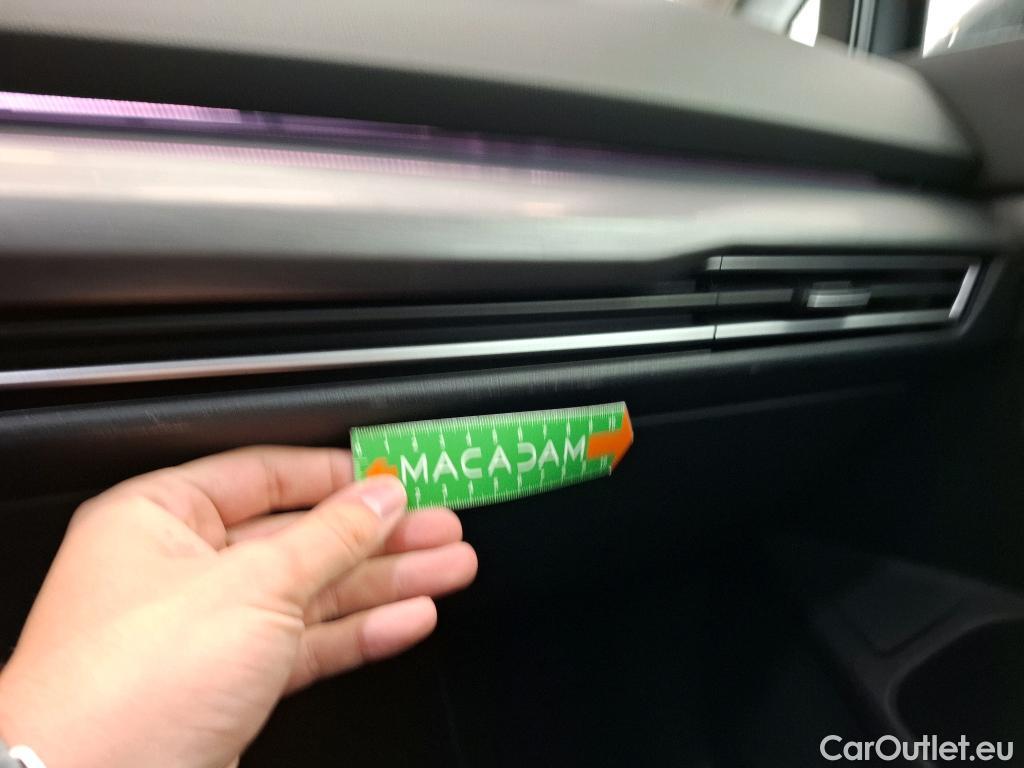  Volkswagen  Golf  VIII SW Style 2.0 TDI 115CV BVA7 E6d #6