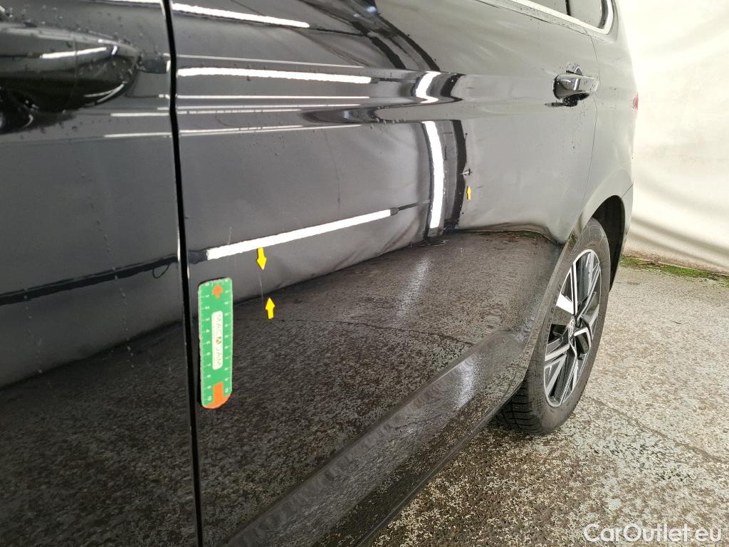  Volkswagen  Touran VOLKSWAGEN  / 2015 / 5P / monospace 2.0 TDI 150 Carat #24