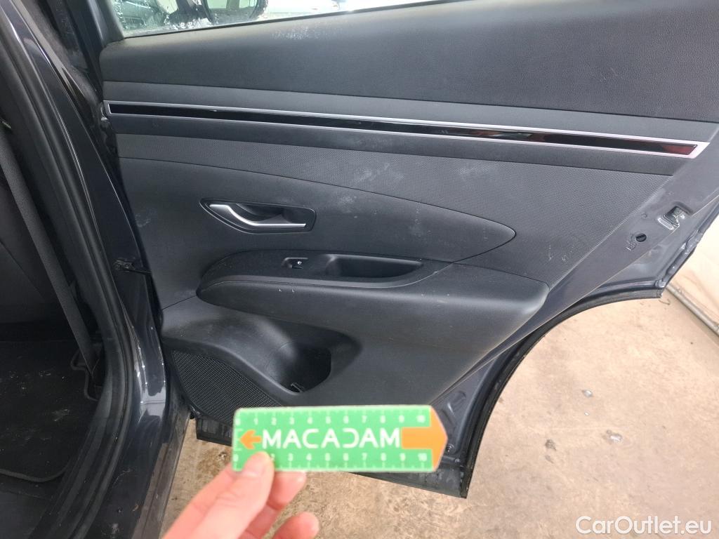  Hyundai  Tucson HYUNDAI  / 2020 / 5P / SUV 1.6 PHEV 265 HTRAC BUSINESS 4WD AUTO #9