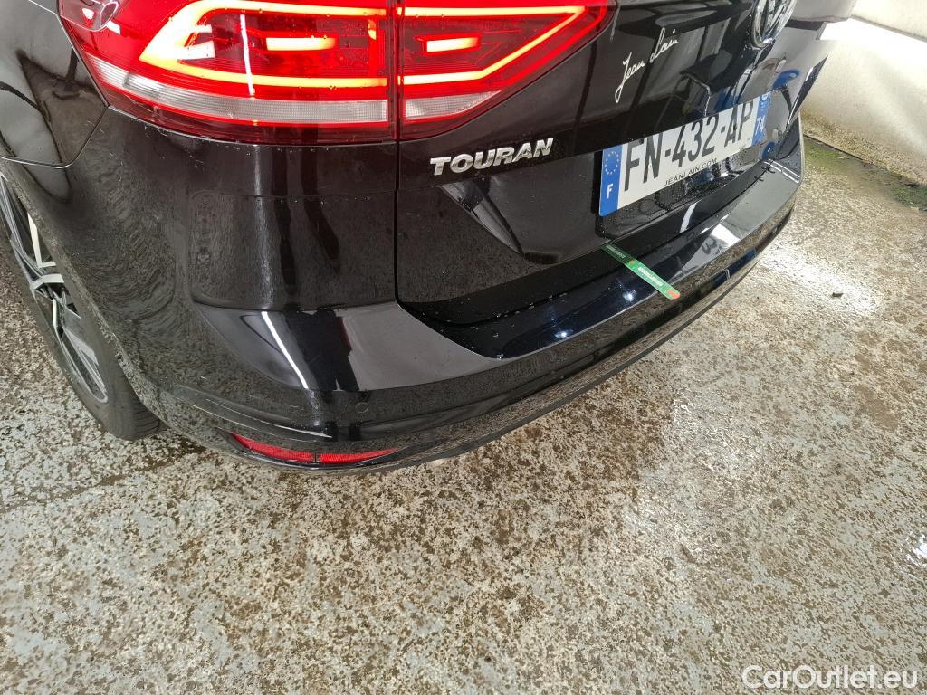  Volkswagen  Touran VOLKSWAGEN  / 2015 / 5P / monospace 2.0 TDI 150 Carat #1