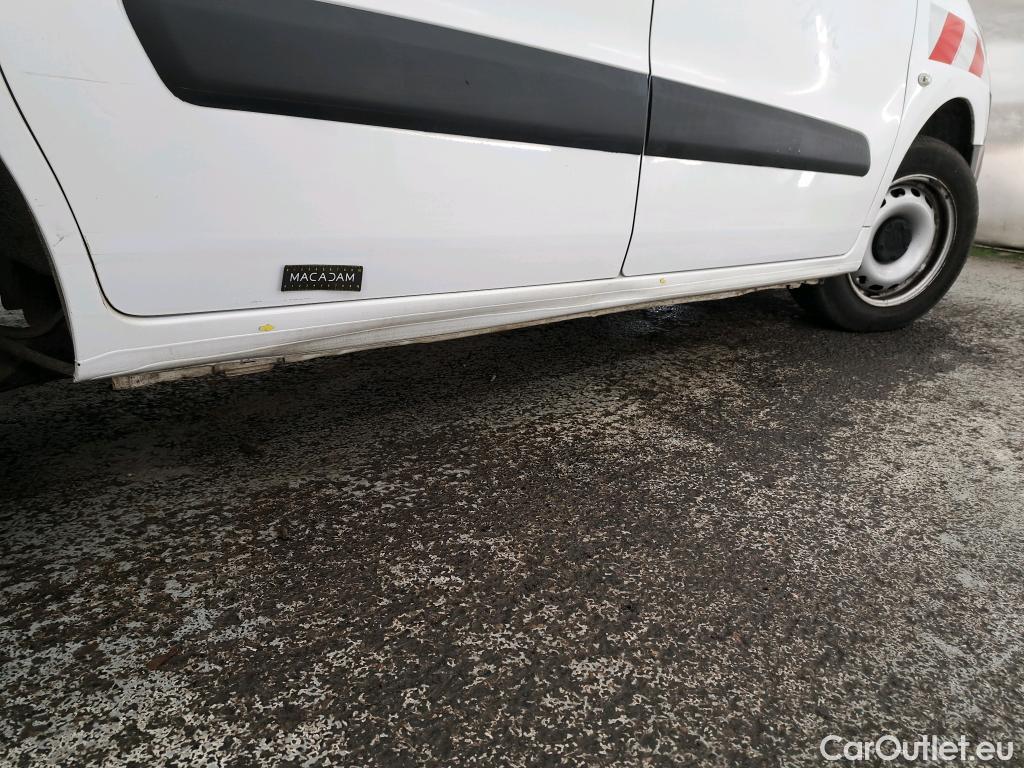  Citroen  Berlingo  Fourgon Club L1 (Court) 1.6 BlueHDi 100CV BVM5 E6 #1