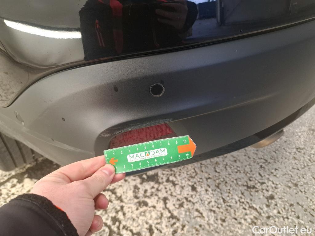  Citroen  C4 CITROEN  X / 2022 / 4P / Berline PureTech 130 S&S EAT8 Shine #33