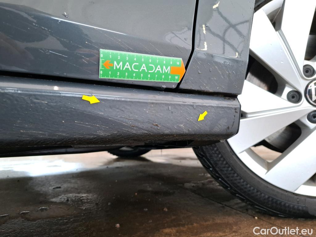  Volkswagen  Golf  VIII SW Style 2.0 TDI 115CV BVA7 E6d #2