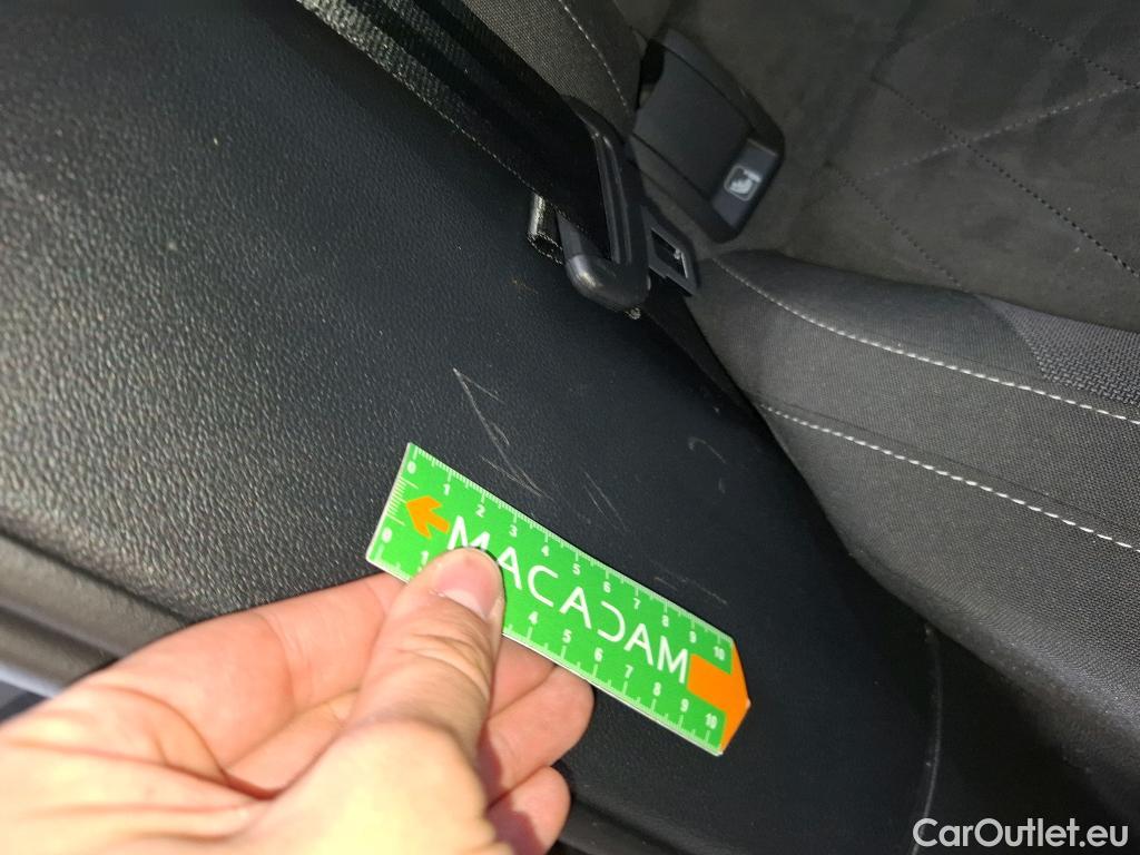  Volkswagen  Golf  VIII SW Style 2.0 TDI 115CV BVA7 E6d #5