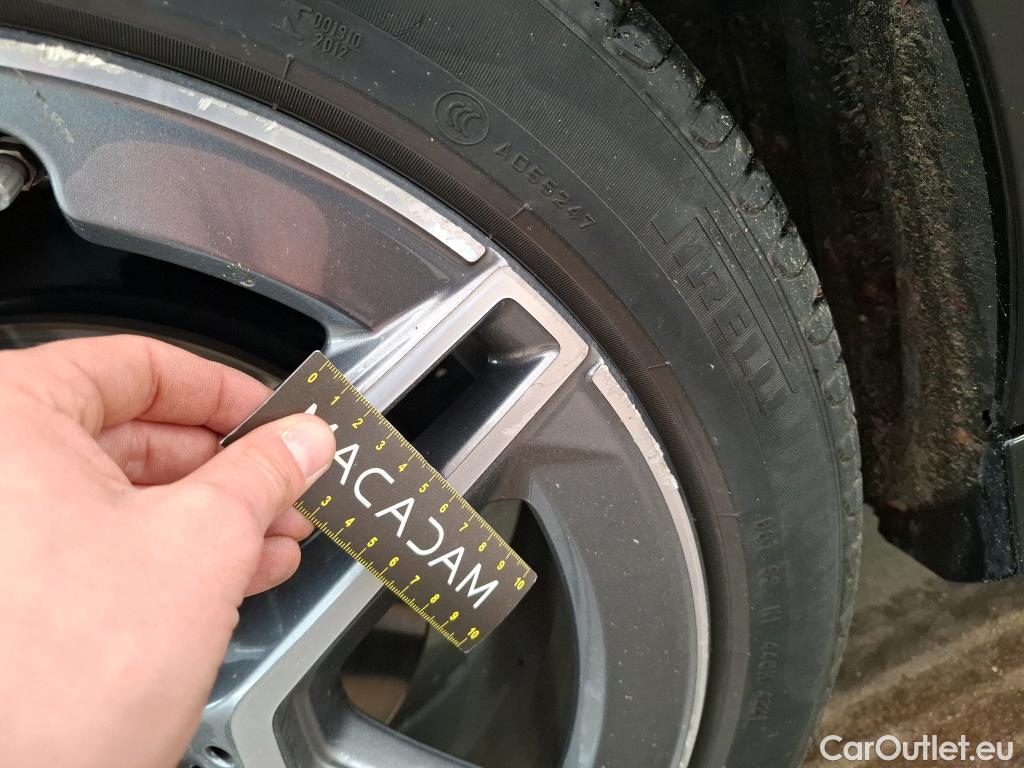  Mercedes  B-Klasse MERCEDES-BENZ Classe B / 2019 / 5P / monospace B 200 AMG Line Edition BA7 #35