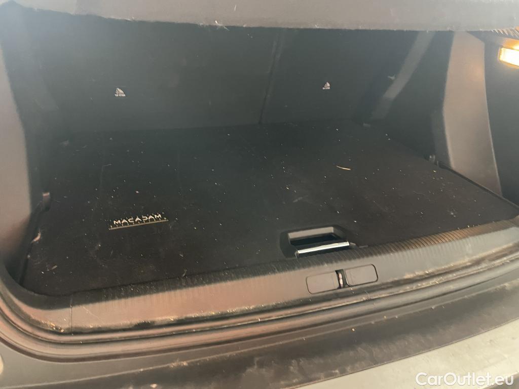  Peugeot  2008  Allure Business 1.5 HDi 110CV BVM6 E6d #30