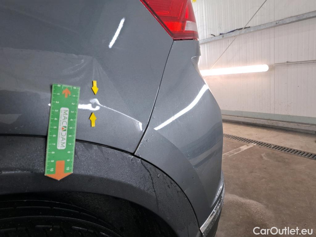  Volkswagen  T-ROC VOLKSWAGEN  / 2017 / 5P / SUV 1.5 TSI 150 EVO LOUNGE DSG7 #46