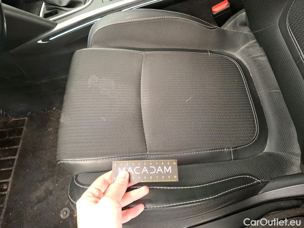  Renault  Megane  IV Berline 5pt. Intens 1.5 dCi 115CV BVA7 E6d #26