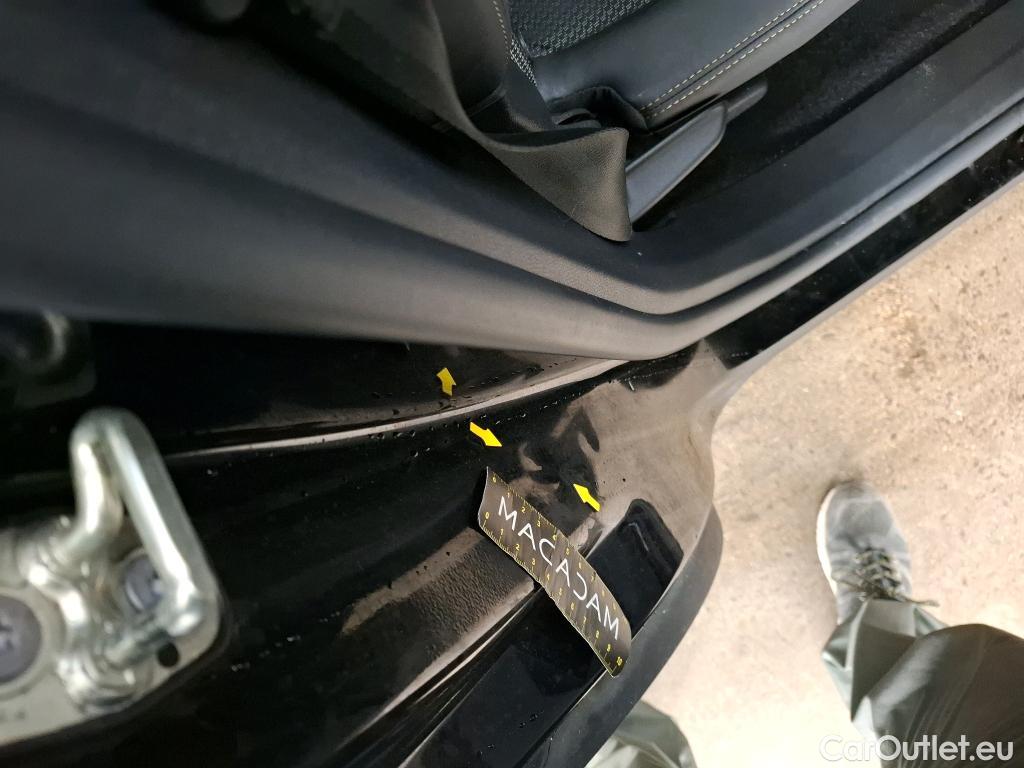  Peugeot  5008  GT 1.2 PureTech 130CV BVA8 7 Sieges E6d #34