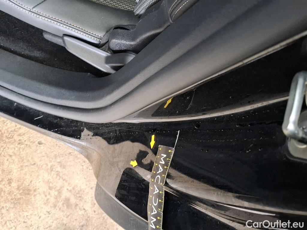  Peugeot  5008  GT 1.2 PureTech 130CV BVA8 7 Sieges E6d #12