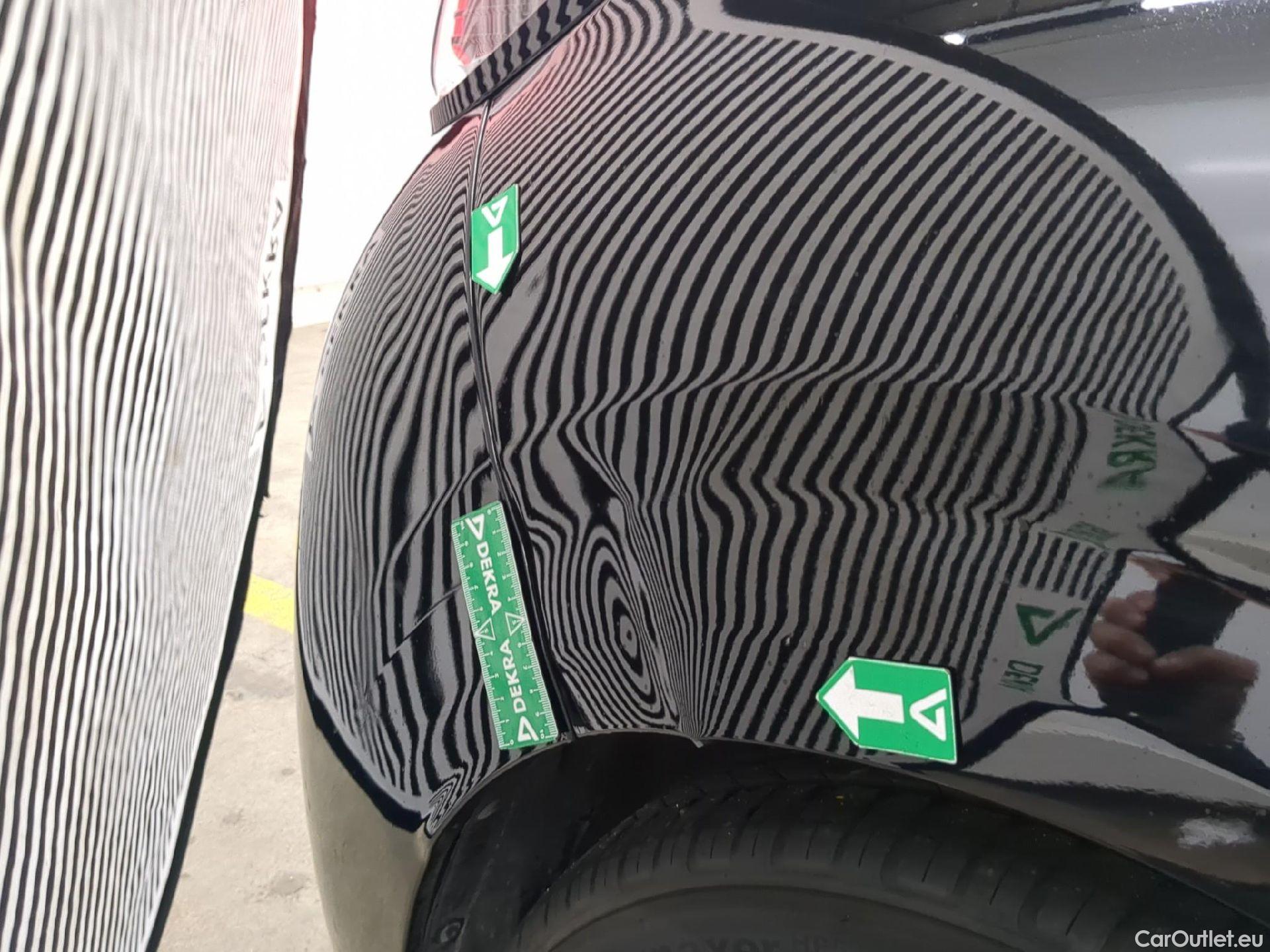  Peugeot  208  Allure Business 1.2 PureTech 100CV BVM6 E6d #18