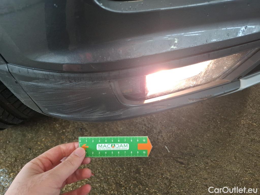  Volkswagen  T-ROC VOLKSWAGEN  / 2017 / 5P / SUV 1.5 TSI 150 EVO LOUNGE DSG7 #50