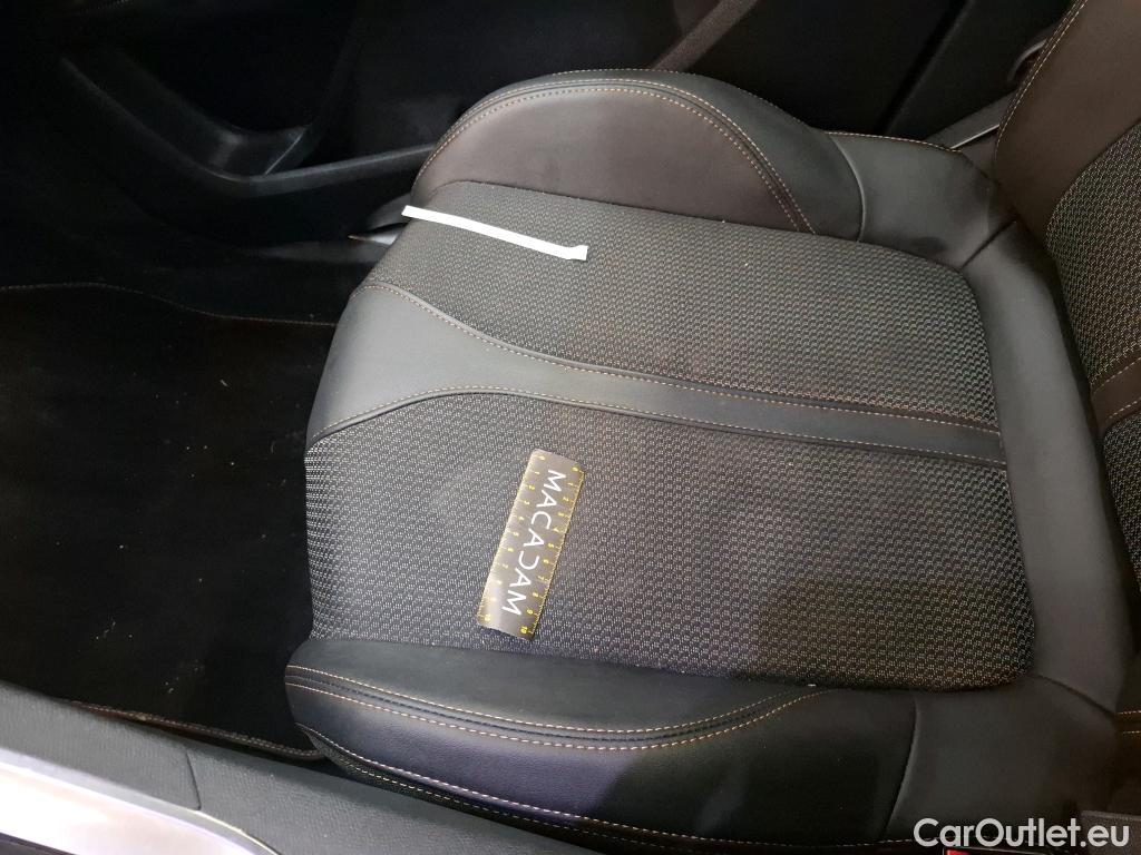  Peugeot  5008  GT 1.2 PureTech 130CV BVA8 7 Sieges E6d #41