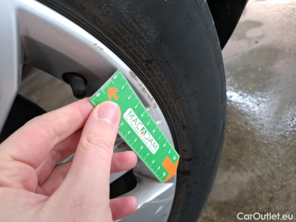  Volkswagen  T-ROC VOLKSWAGEN  / 2017 / 5P / SUV 1.5 TSI 150 EVO LOUNGE DSG7 #34