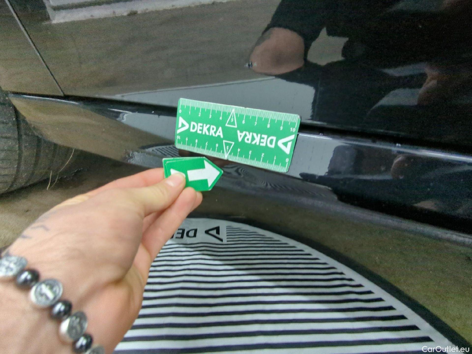  Peugeot  208  Allure Business 1.2 PureTech 100CV BVM6 E6d #48