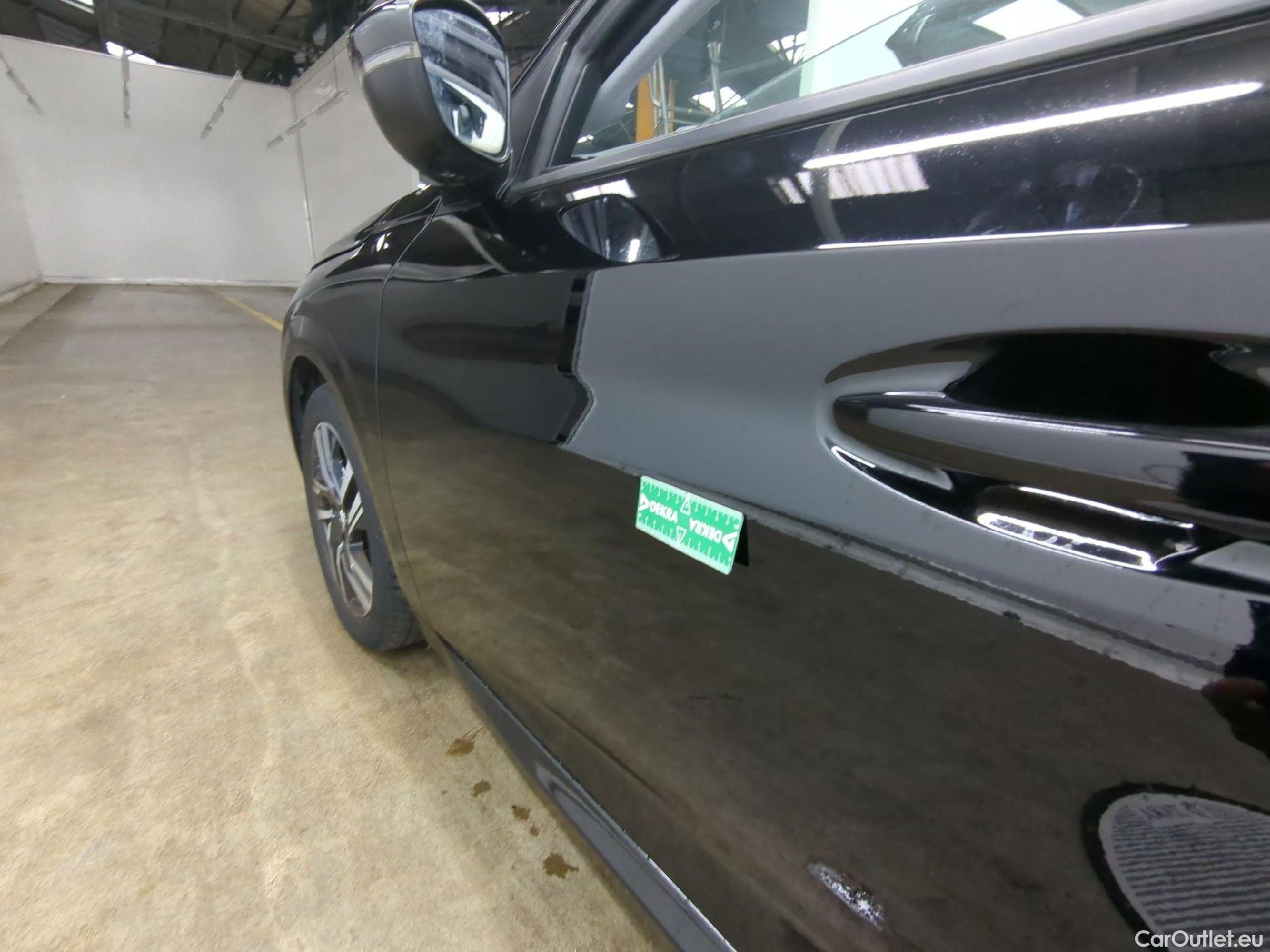  Peugeot  208  Allure Business 1.2 PureTech 100CV BVM6 E6d #50