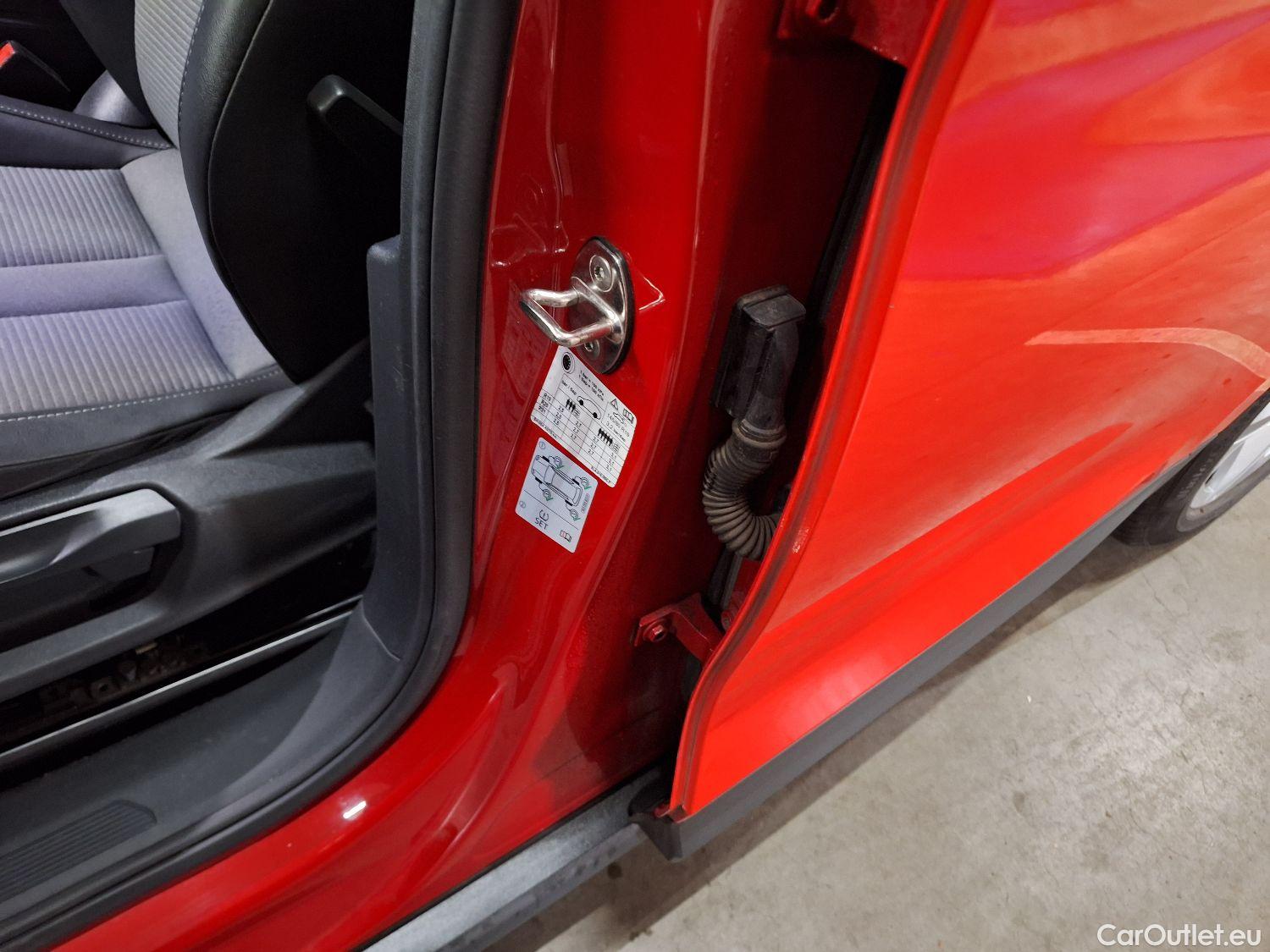  Skoda  ENYAQ Skoda,  '21 BEV, Skoda  iV 80 5d #33