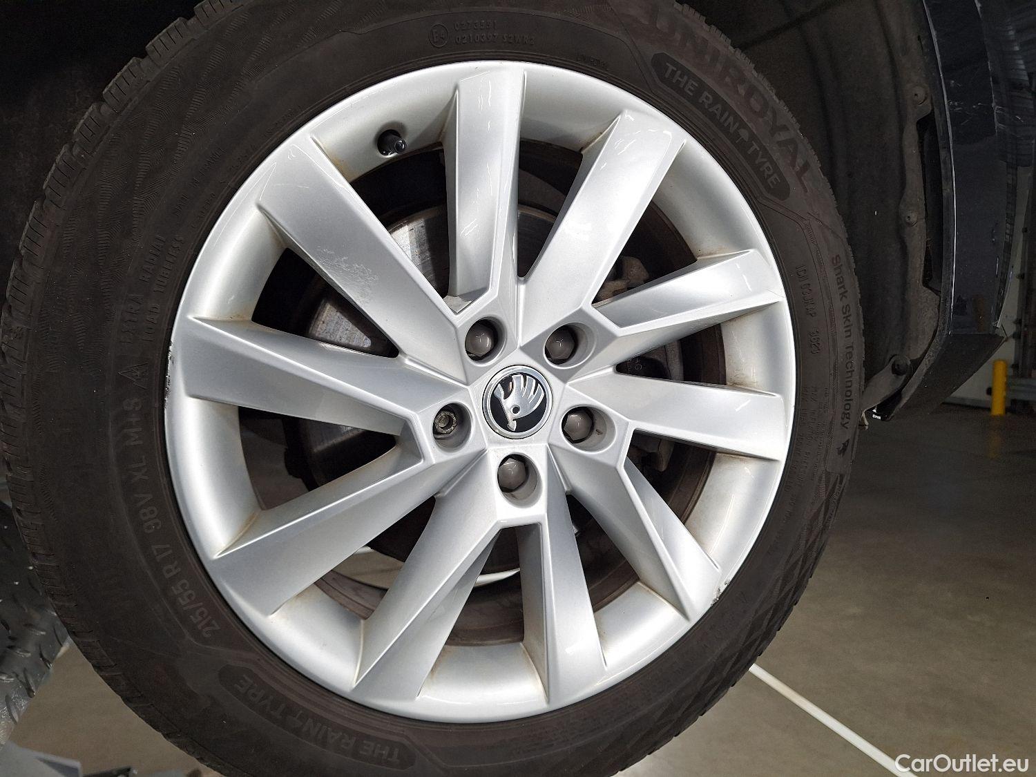  Skoda  Superb Skoda,  C FL'19 PHEV, Skoda  Combi 1.4 TSI iV 160kW DSG6 Clever 5d #3