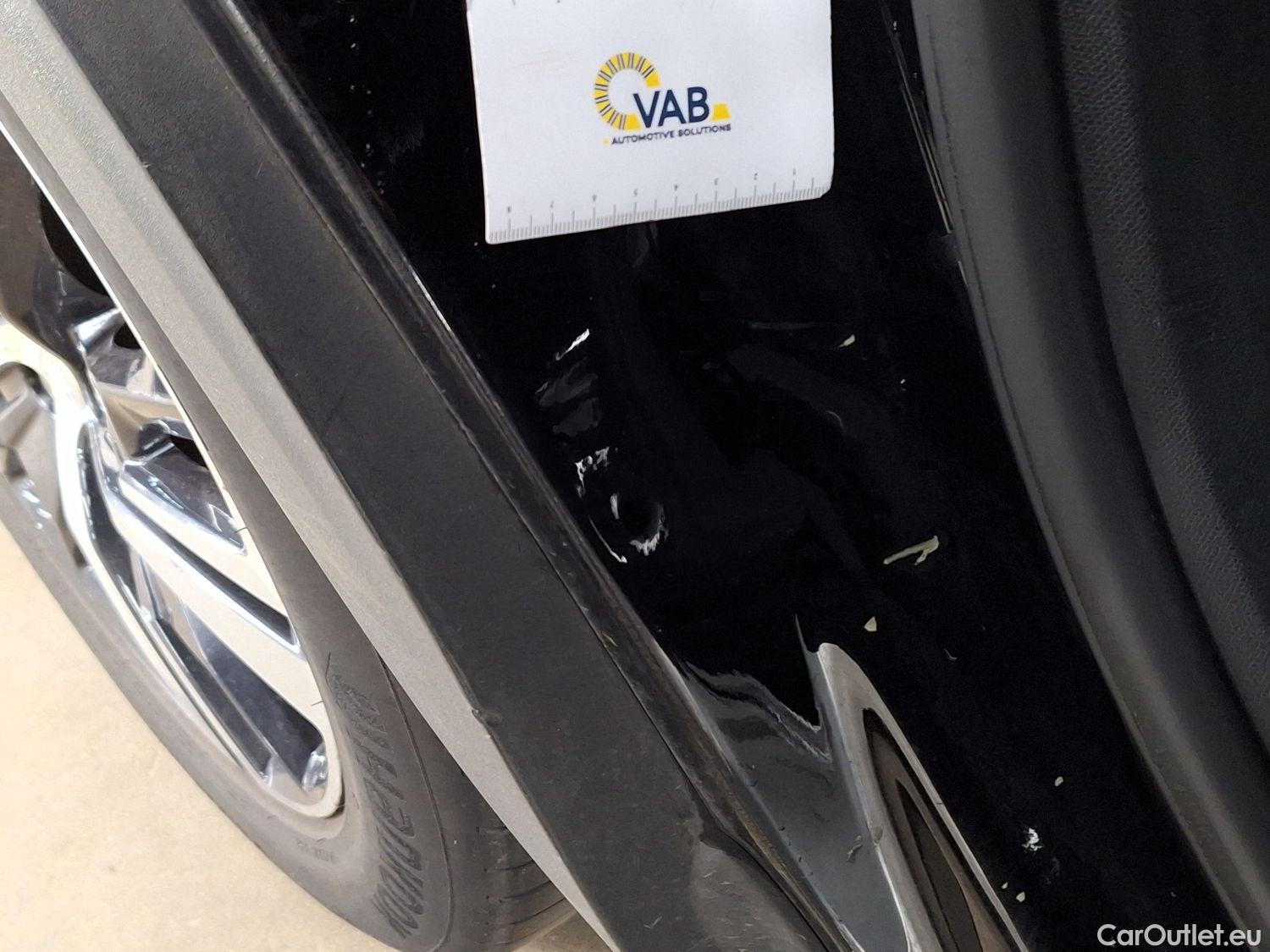  Peugeot  5008 Peugeot,  '16, Peugeot  1.5 BlueHDi 96kW S&S EAT8 Allure 5d 7pl #41