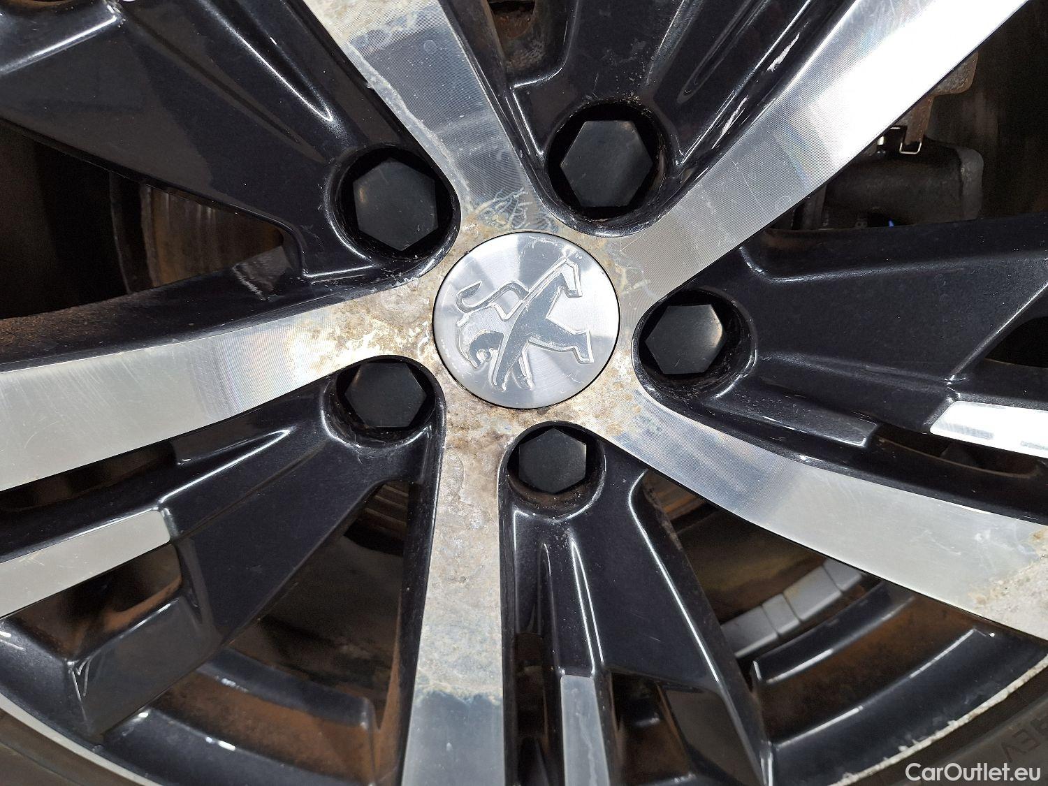  Peugeot  5008 Peugeot,  '16, Peugeot  1.5 BlueHDi 96kW S&S EAT8 Allure 5d 7pl #14