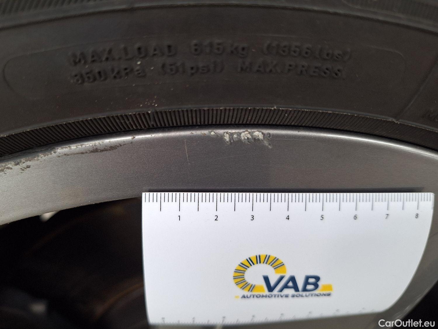  Bmw  Serie 1 BMW, 1-serie '19, BMW 1 Reeks Hatch 116d (85 kW) 5d #28