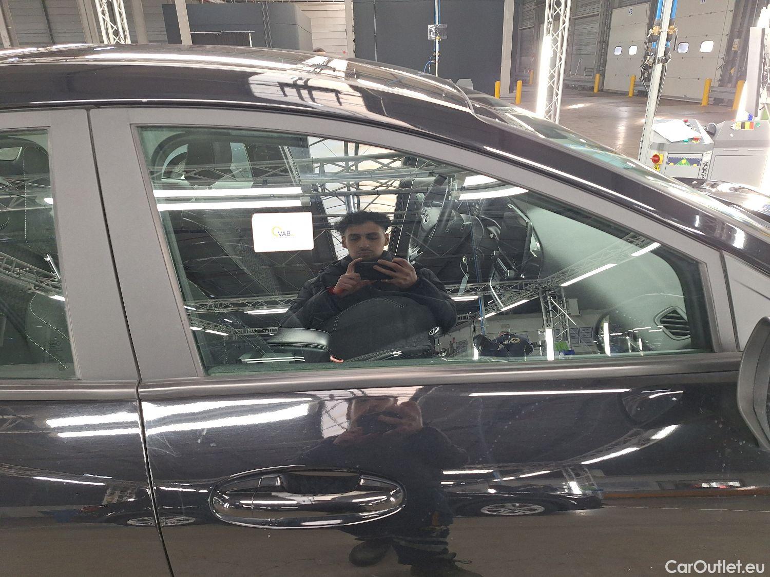  Ford  Puma Ford,  '19, Ford  1.5 TDCi 88kW Titanium 5d #38