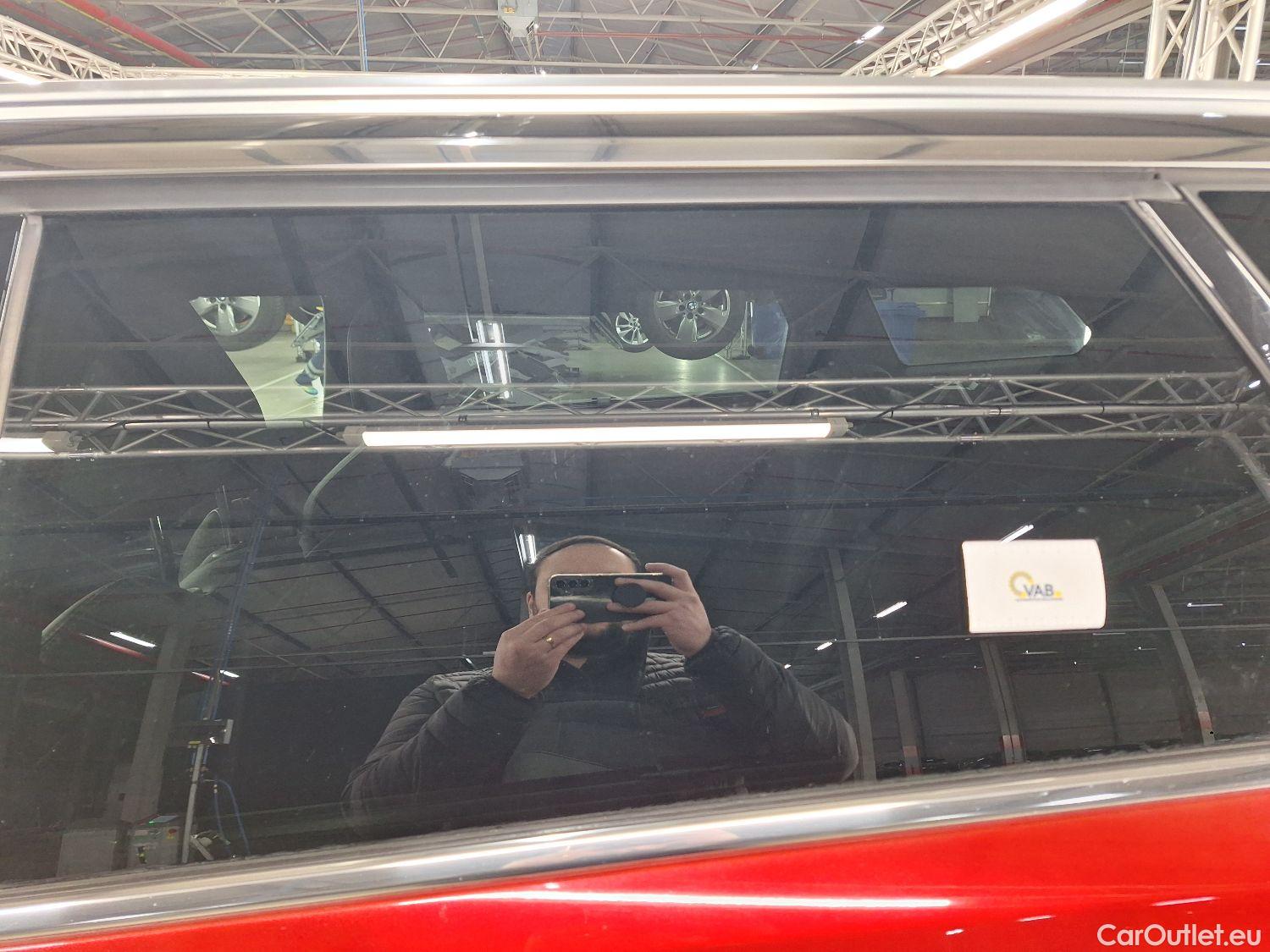  Peugeot  5008 Peugeot,  '16, Peugeot  1.5 BlueHDi 96kW S&S EAT8 GT Line 5d #47